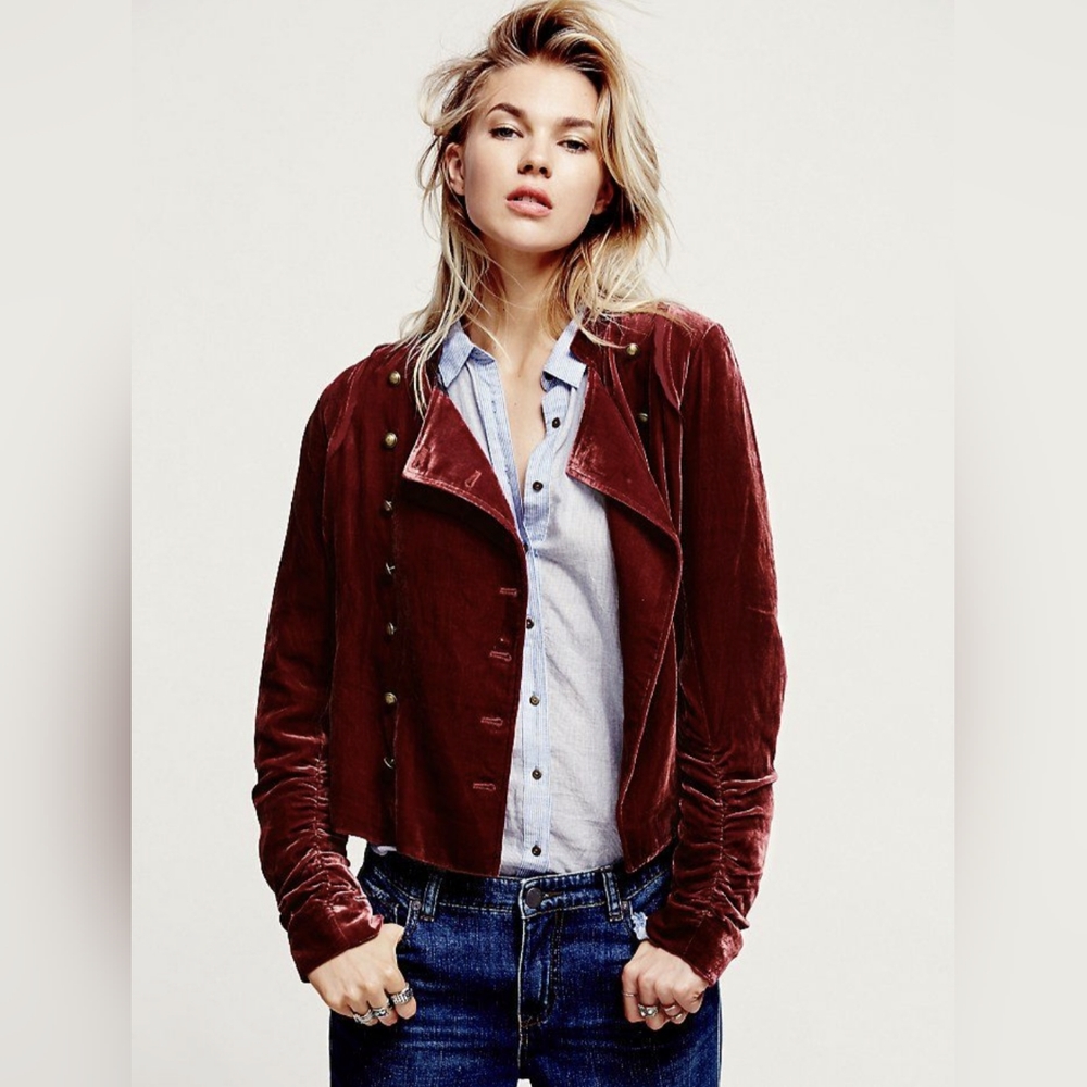 Free People Drippy Crushed Burnout Velvet Military Jacket Blazer Burgundy XS - Picture 4 of 16